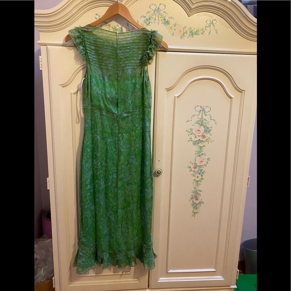 Vera Wang Green Garden Dress - Picture 3 of 11
